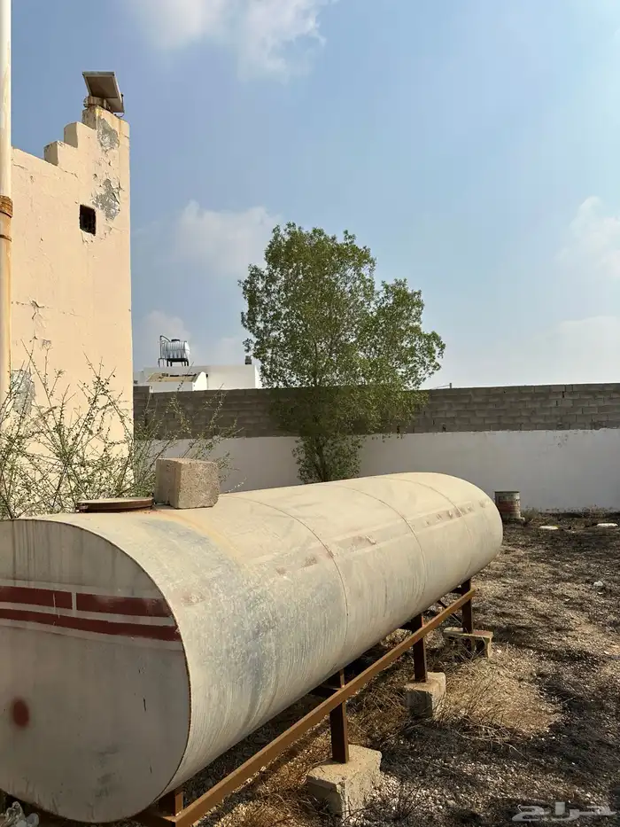 للبيع خزان 0