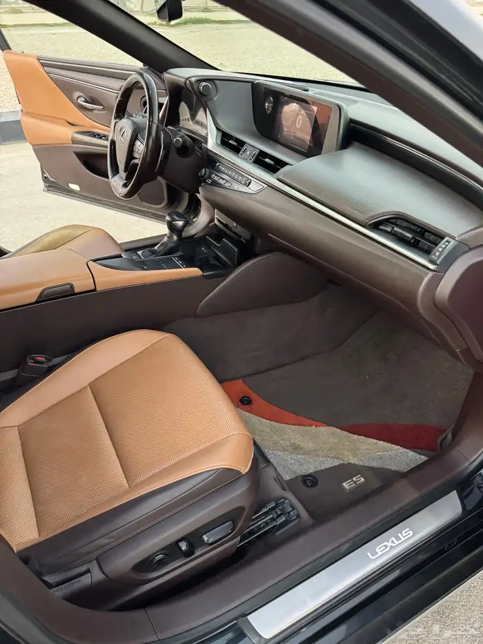 لكزس ES350 2020 13