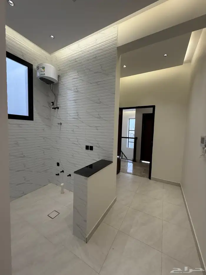 للبيع ارواف ارضيه وعلويه بحوش وسطح خاص الزهور المحاله ابها 36