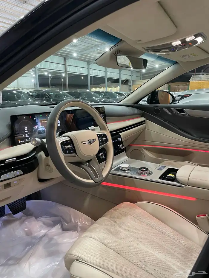 جنسس G80 موديل 2025 رويال فل كامل 25