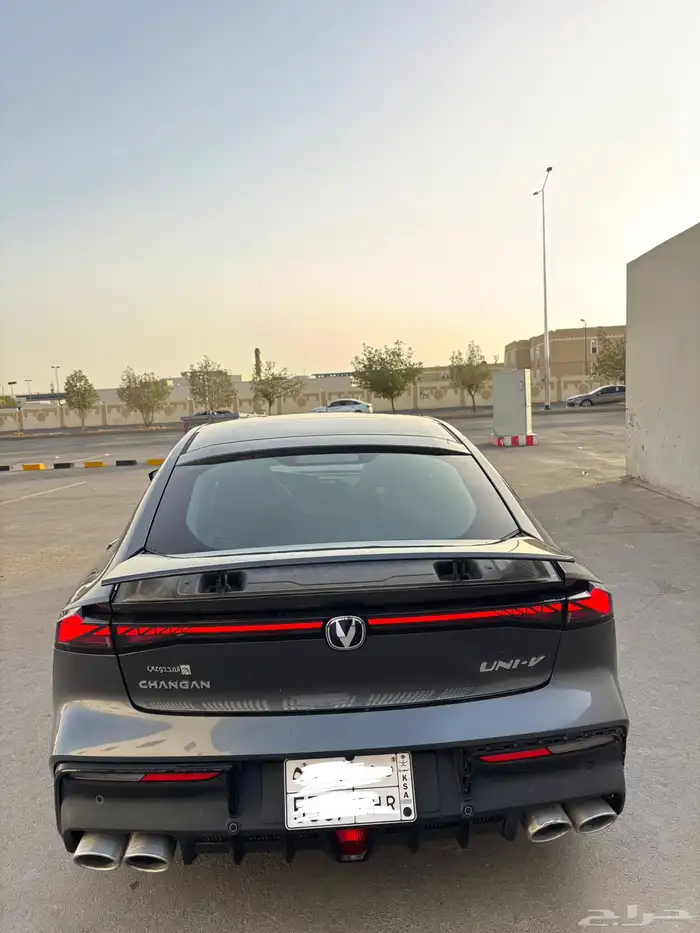 شانجان يوني في 2025 للبيع 12