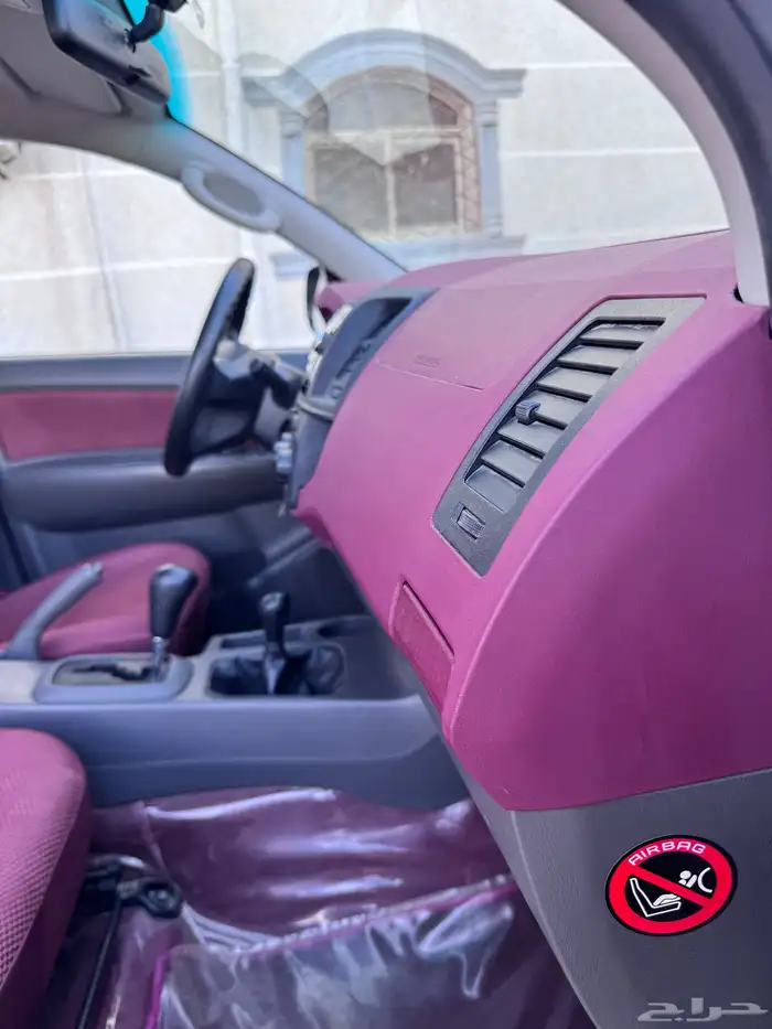 هايلوكس ( مخزن بريمي ) 83