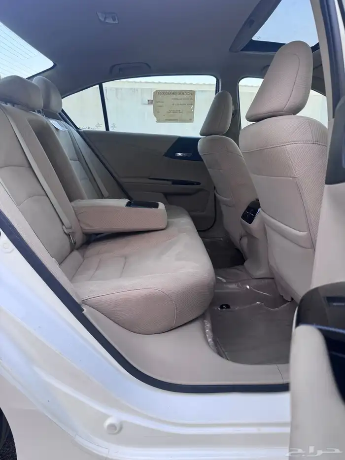 هوندا اكورد ( فل كامل نظيف ) 68