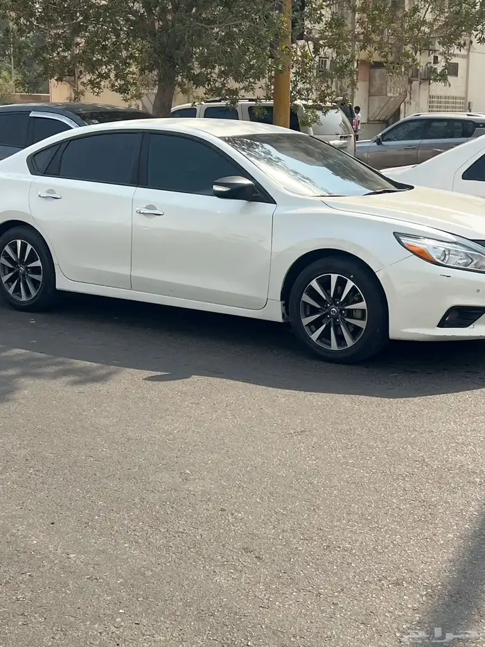 نيسان التيما نص فل موديل 2017 0