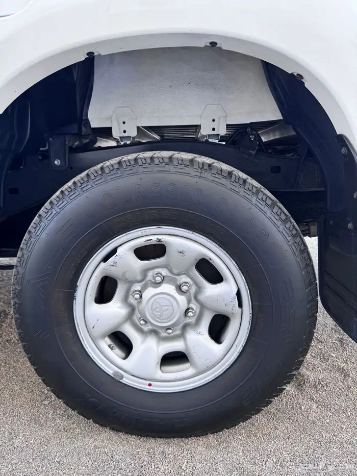 هايلوكس ( مخزن بريمي ) 27