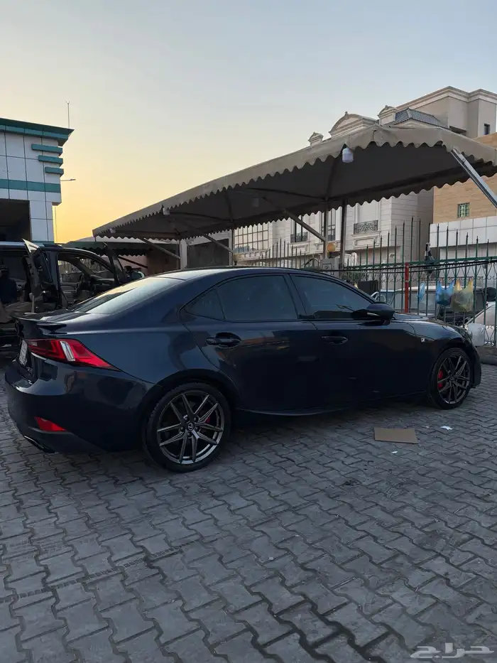 لكزس IS350 1