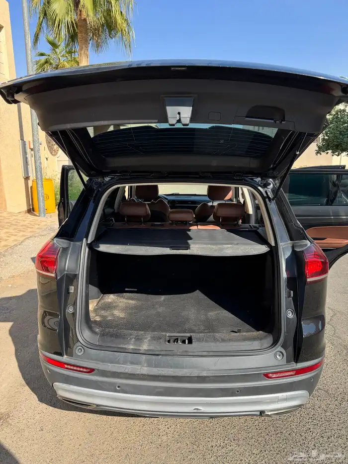 جيلي ازكارا 2021 0