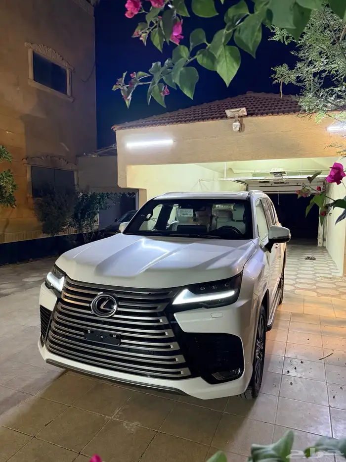 لكزس Lx600 BB 2025 اصفار 2