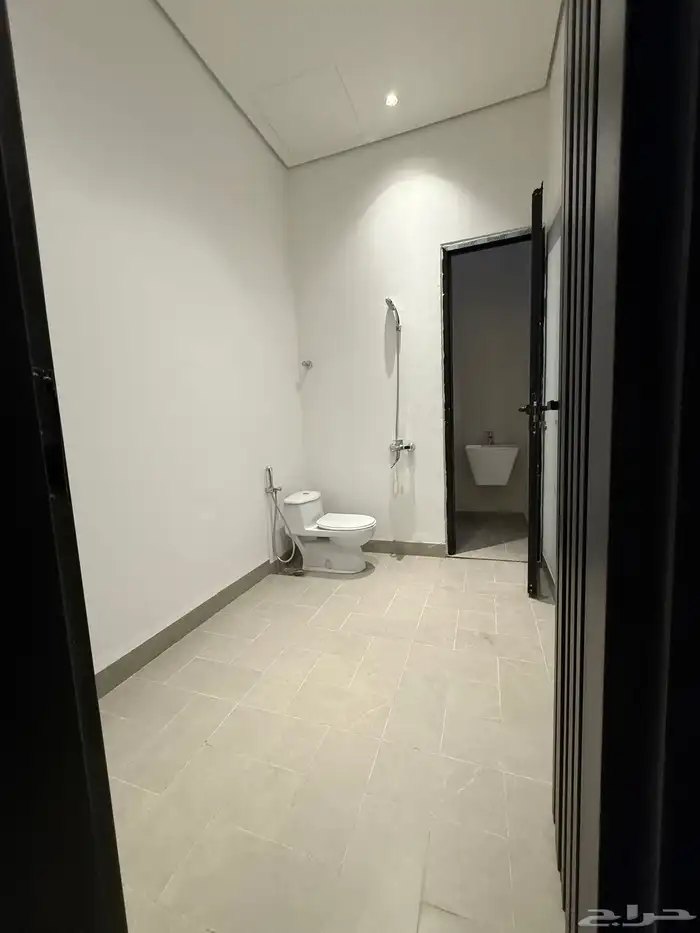 تاون هاوس ارضي للبيع بحي الصفا 9