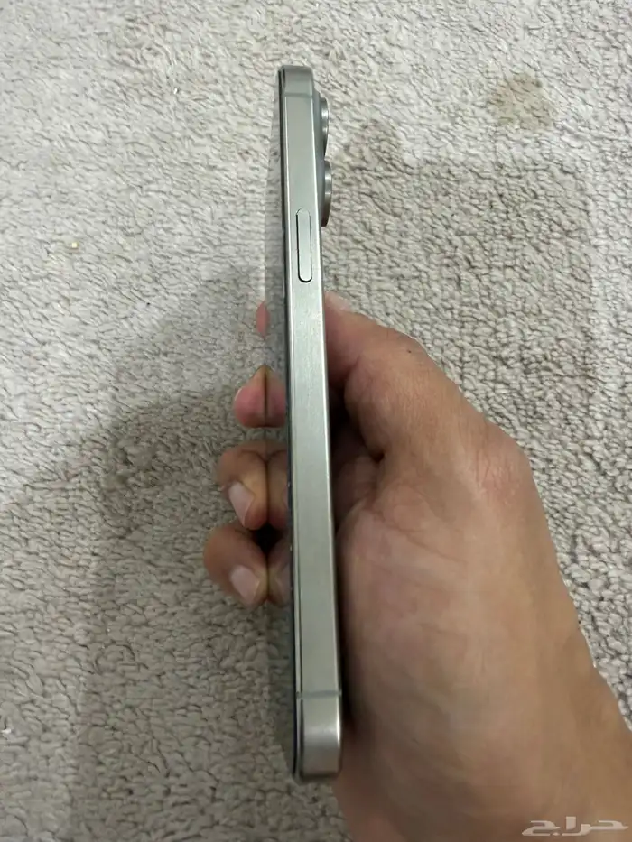 للبيع ايفون 15 pro max 5