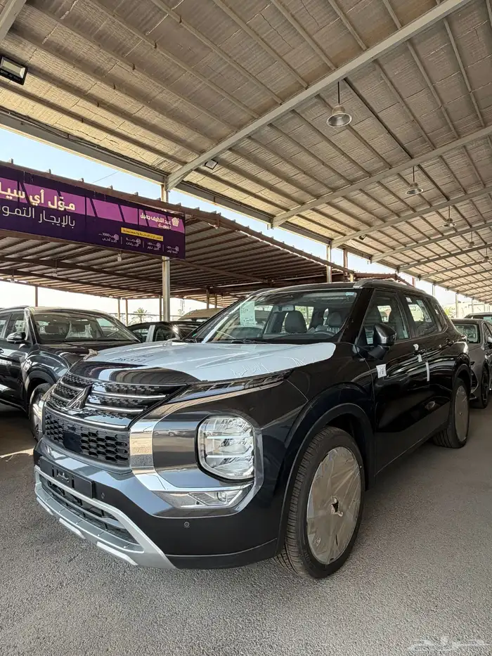 ميتسوبيشي اوتلاندر نص فل لاين 2025 2