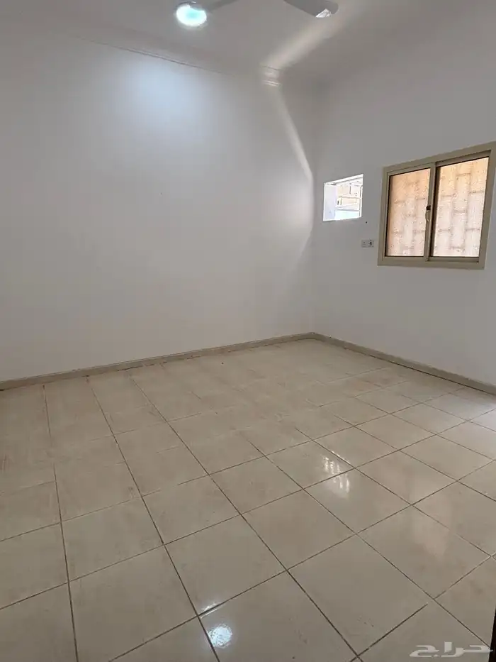 للبيع شقق تمليك مجدده حي الريان ب 350 الف 10