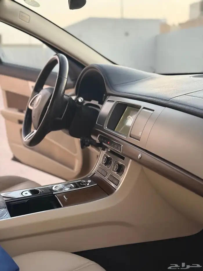 جاكور XF شبة جديده تماما (( مخزن )) 10