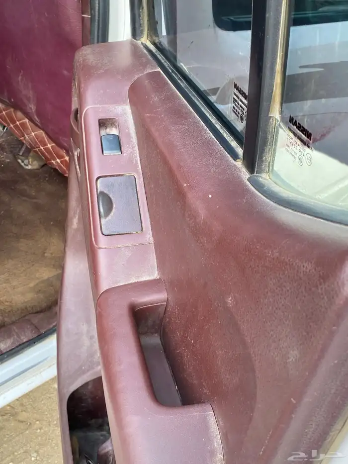 البيع نفار مديل12 ماشي 300 وشوي 14