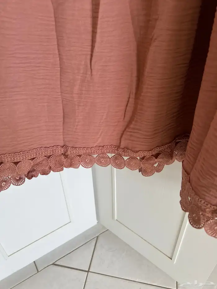 فساتين وجزم بأسعار مناسبه 3