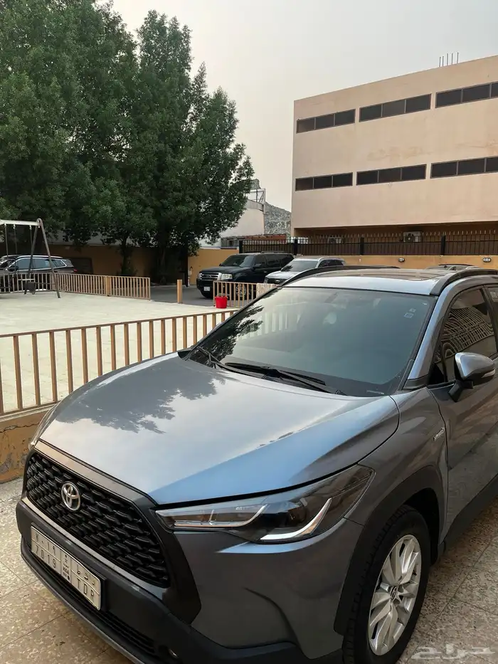 كورولا كروس 2023 نظيفة وشرط ممشى قليل 0