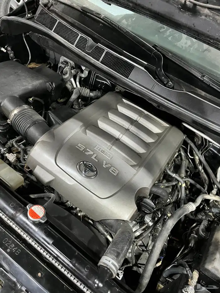 مكينة سكويا لاندكروزر 0