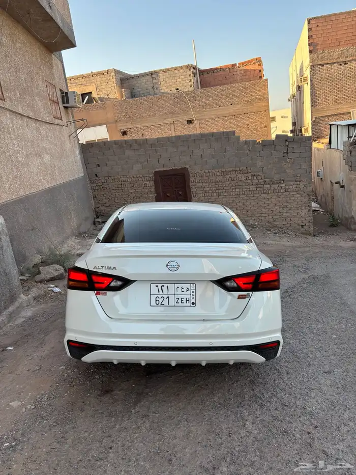 نيسان التيما 7