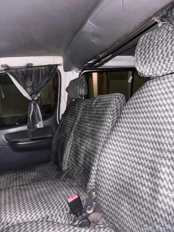 باص تويوتا 2001 0