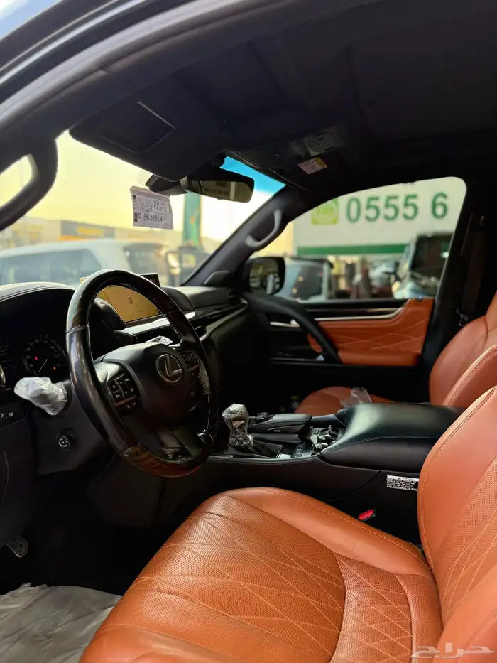 لكزس - 2019 - LX570 - فل كامل 12