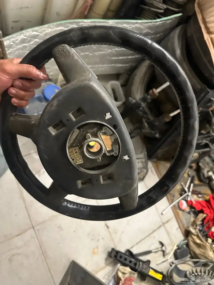 للبيع قطع غيار كابرس ولومينا من 2000 إلى 2006 10