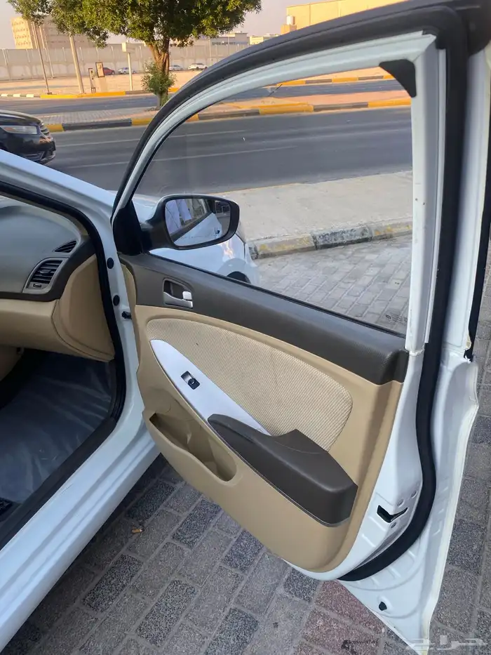 اكسنت 2015 للبيع بالاحساء 8