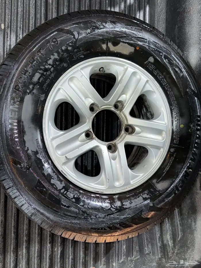 كفر جديد و جنط لاندكروزر مقاس 265 70 16 0