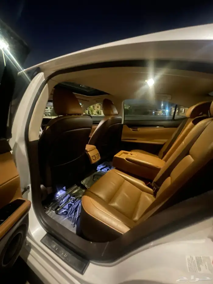 لكزس ES 350 نظيفه جدا 5