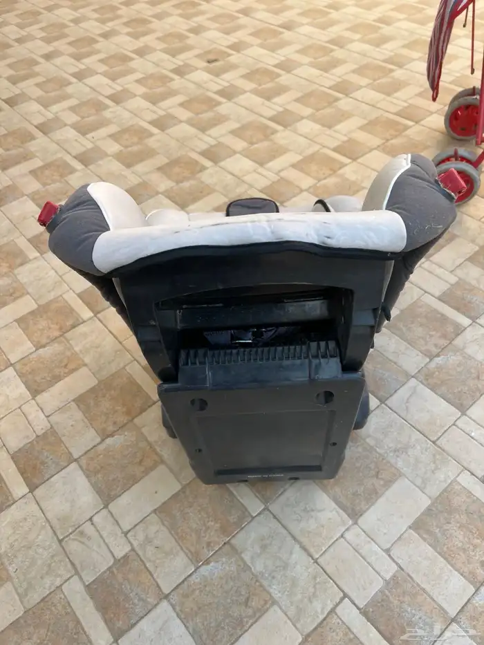 عربية أطفال نوعين وكرسي سيارة(كارسيت) 3