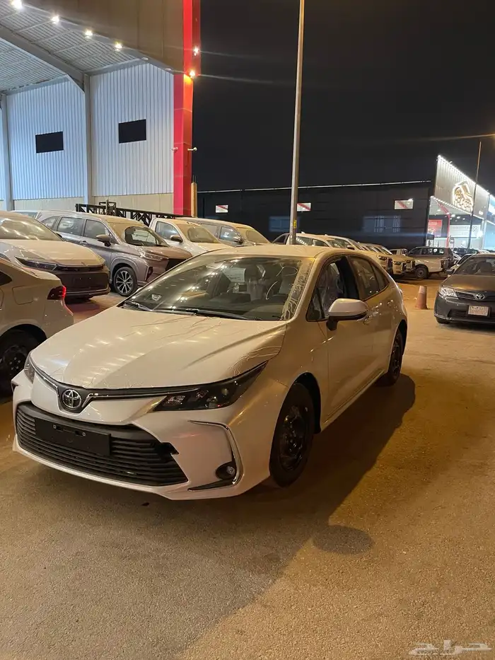 تويوتا كورولا XLI 2.0 طيس بنزين 2025 1