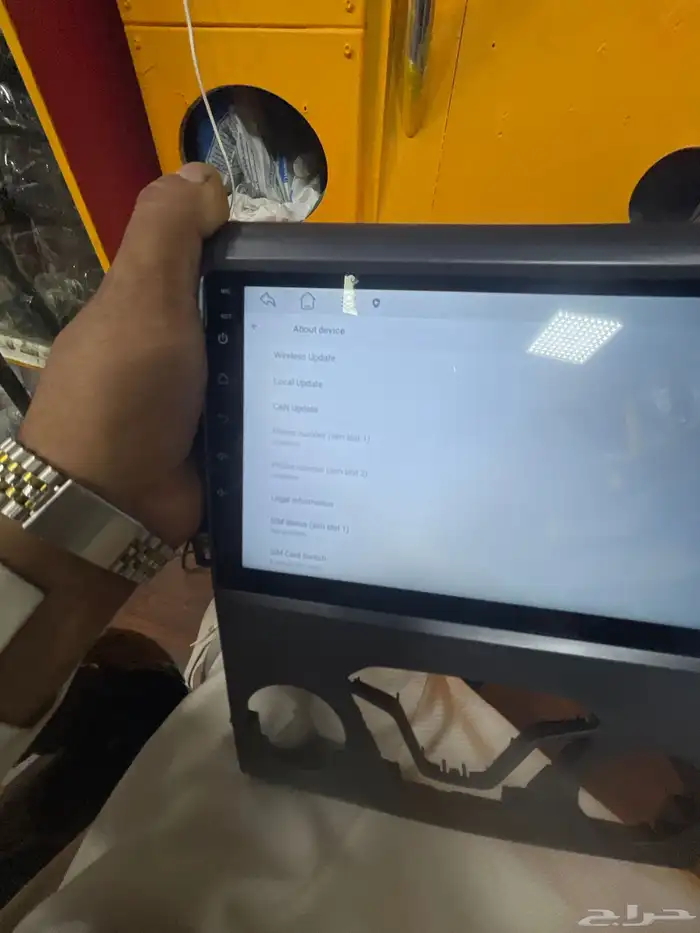 شاشات لجميع السيارات 7