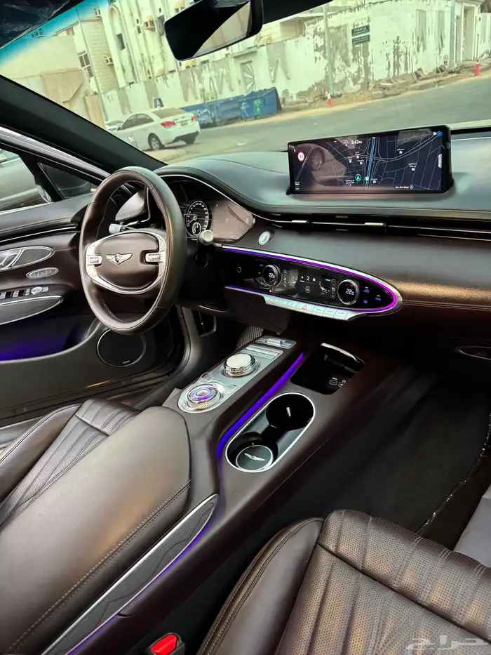 جنسس GV70 موديل 2021 10