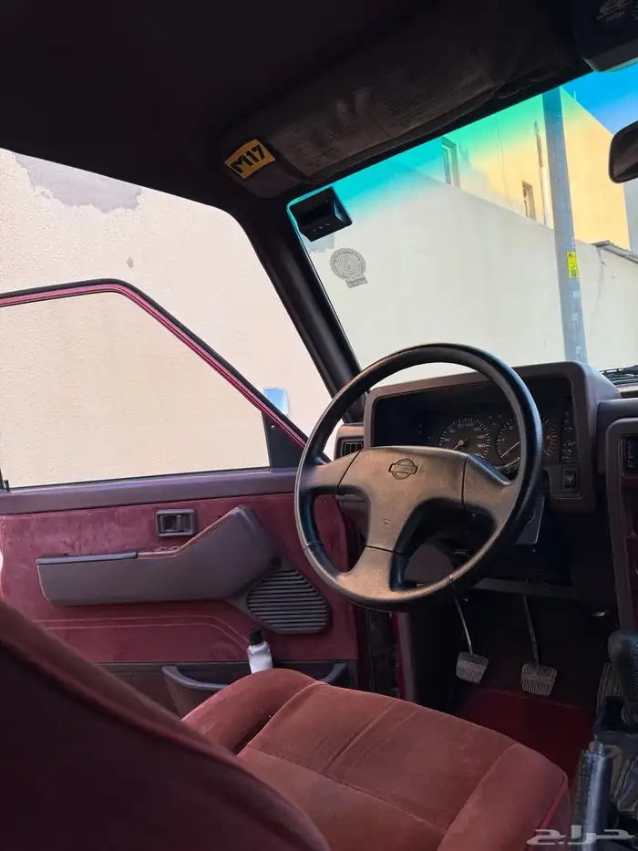 نيسان باترول صالون SGL 7