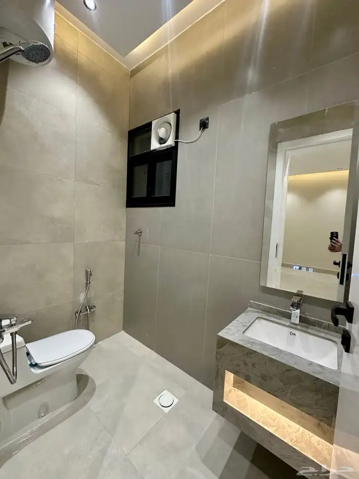 للبيع شقق علويه بمصعد واسطح خاصه بأبها-المحاله520الف 16