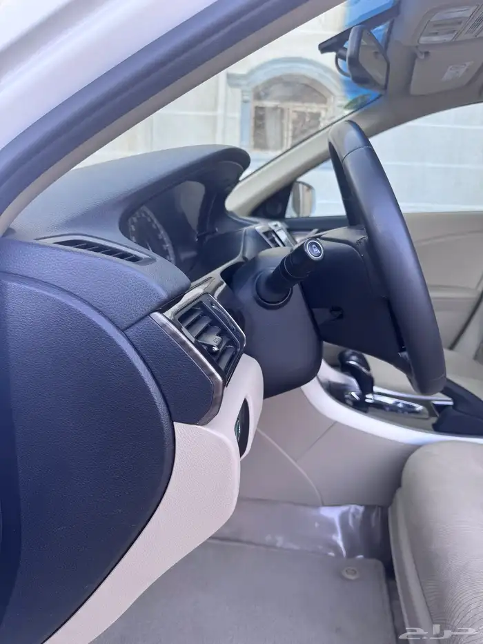 هوندا اكورد ( فل كامل نظيف ) 80