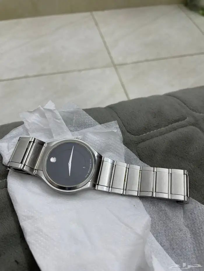 ساعه سويسريه أصليMovado 4
