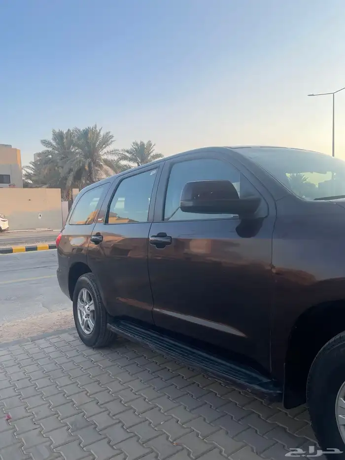 تويوتا سكويا 2010 2