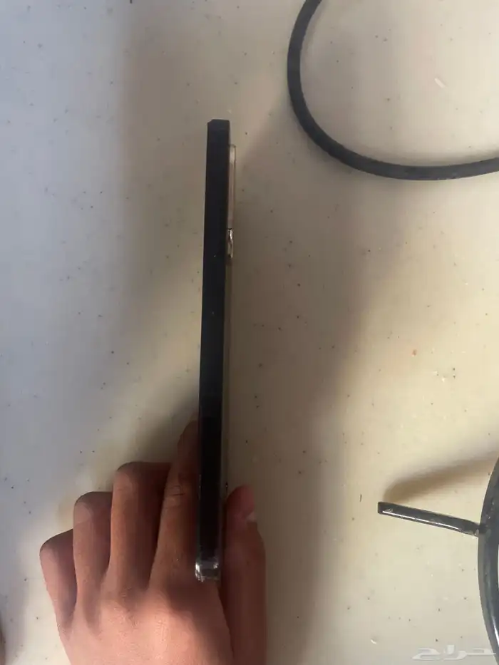 جوال نوعه REDMl شغال ودين علا السوم 4