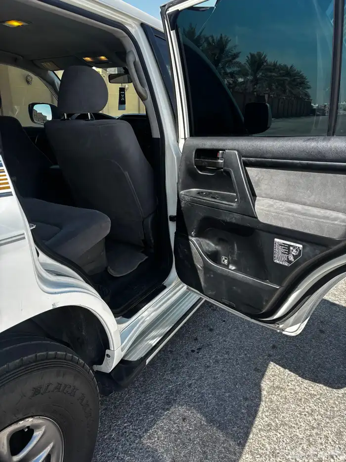 تيوتا لاندكروزر 9