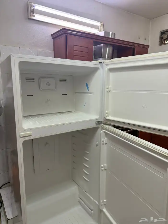 ثلاجة للبيع 4