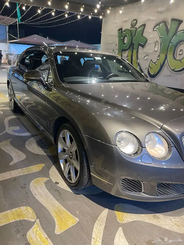 بنتلي موديل 2010 للبيع 1