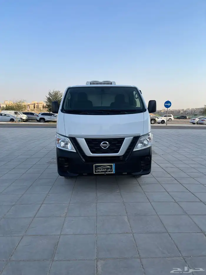 نيسان اورفان موديل 2022 ديزل بضاعه ثلاجه فاتوره ضريبيه 0