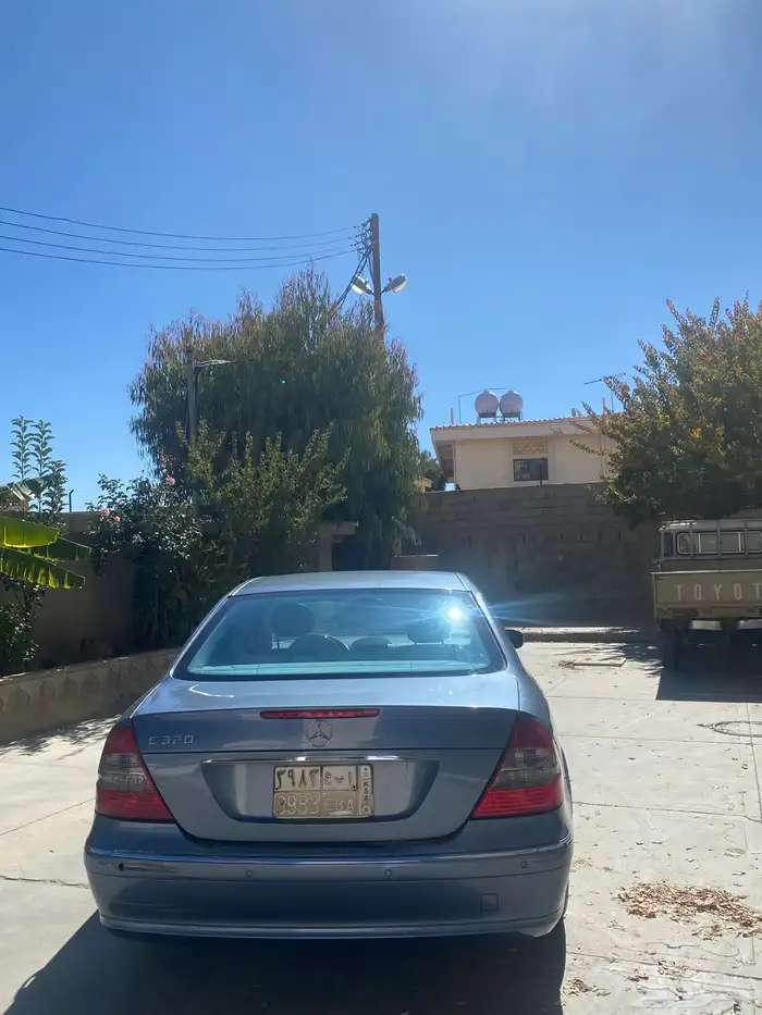 مرسيدس e320 2