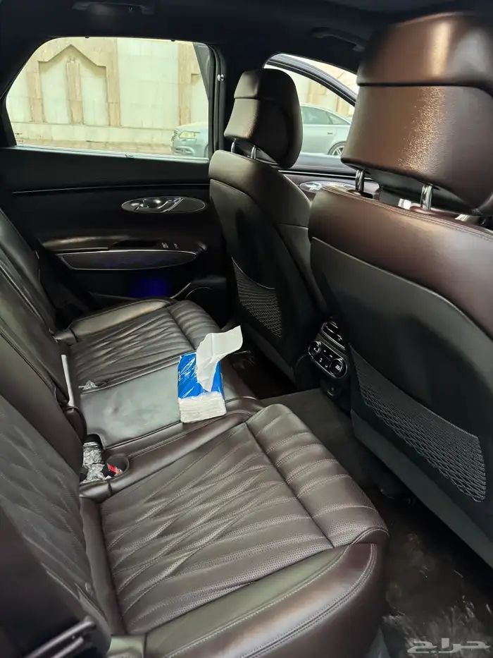 جنسس GV70 موديل 2021 14