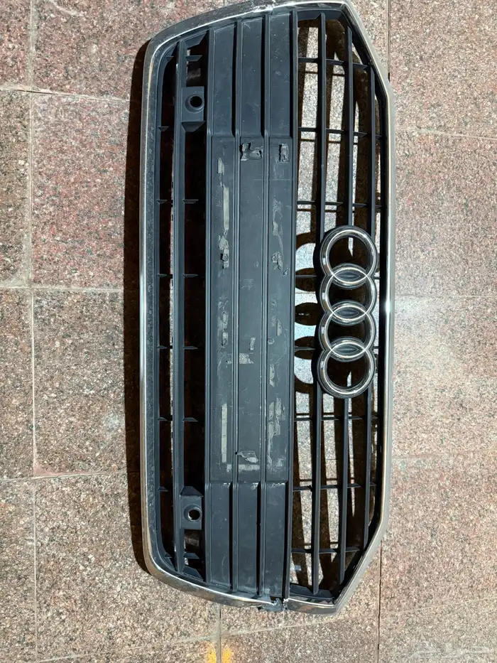 قطع اودي a6 مستخدم 2023 صدام  شبك 0