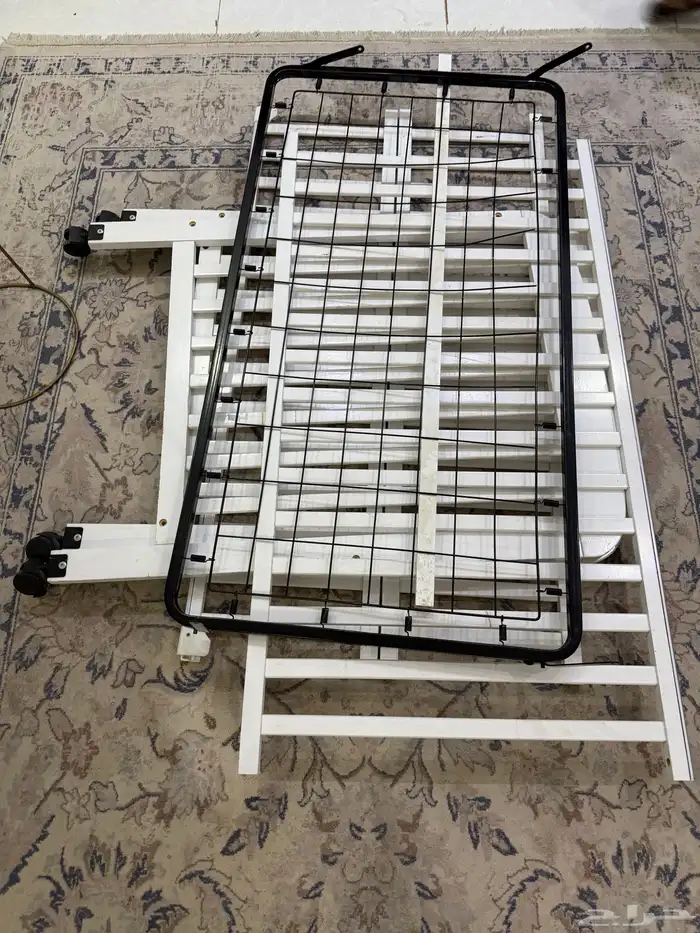 سرير أطفال   استاند حديد   طاولة 2