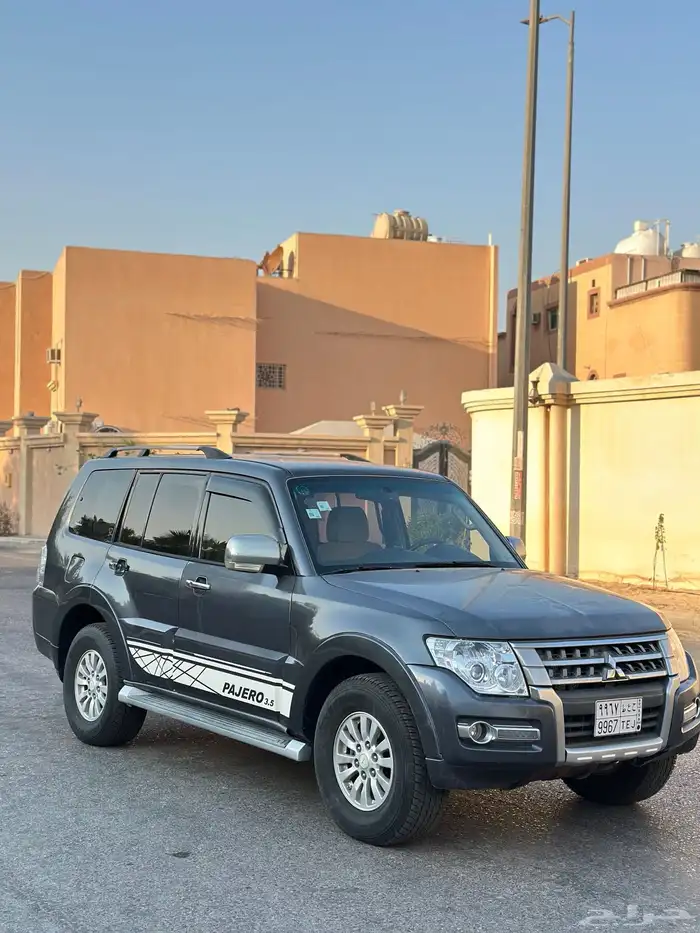 باجيرو للبيع 2010 1