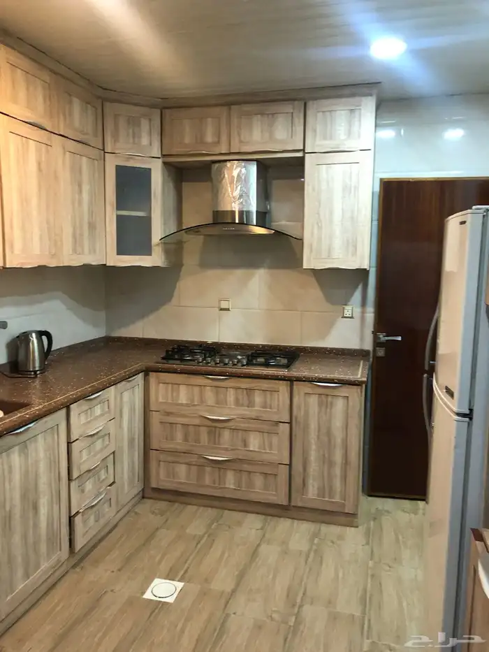 شقة فاخرة أرضية بمدخل خاص مفروشة للإيجار 9