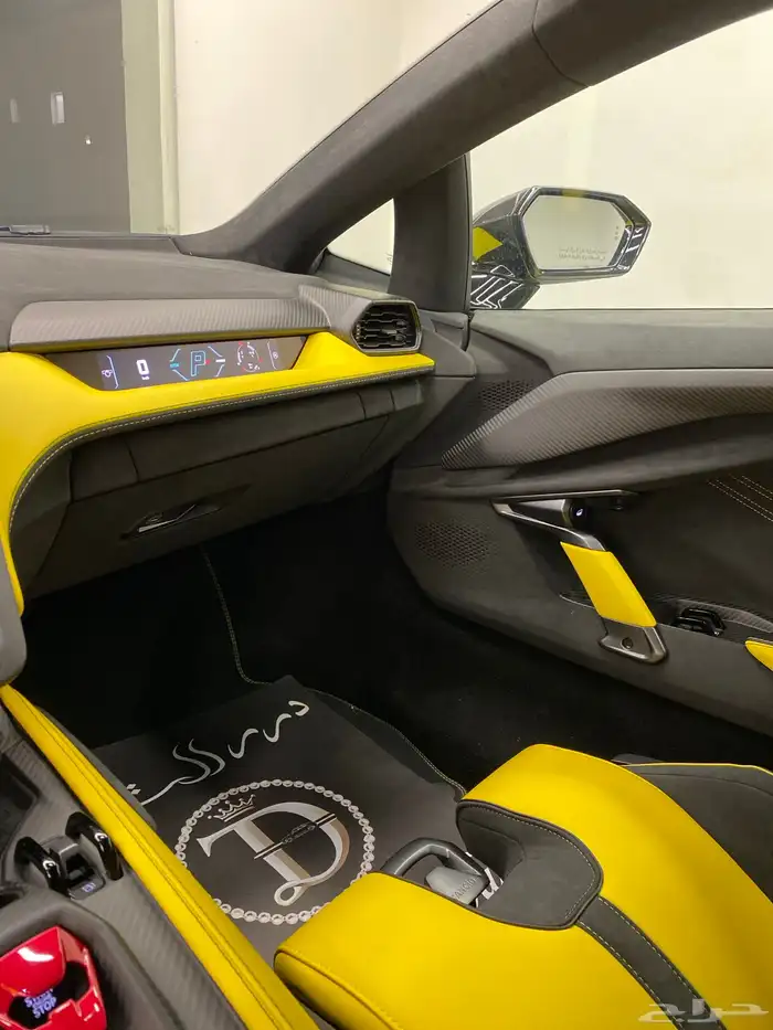 لامبورجيني ريفويلتو 13