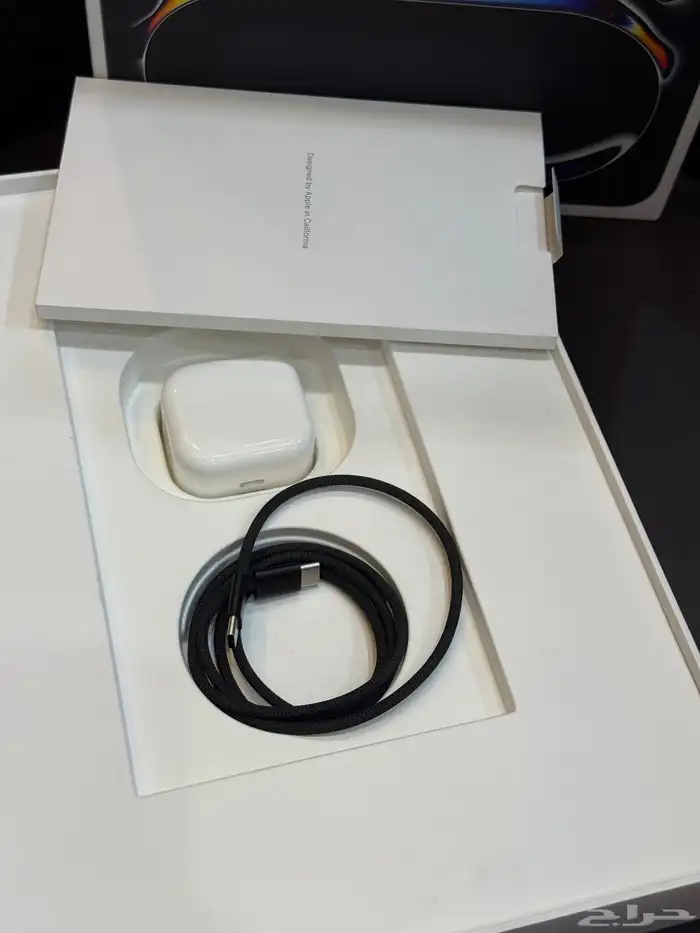 ايباد برو M4 4